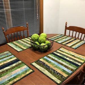 Table placemats, set of 4, machine washable on cool, gentle, 14 x 20